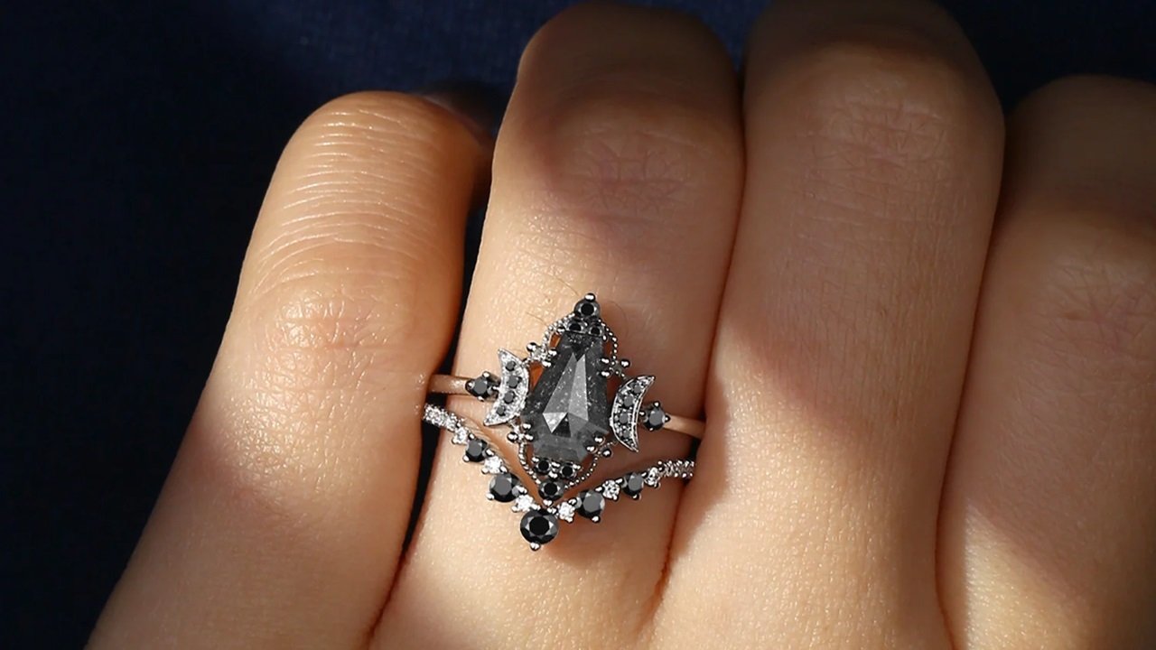 How to Style Your StarlandUS Salt and Pepper Diamond Ring Daily